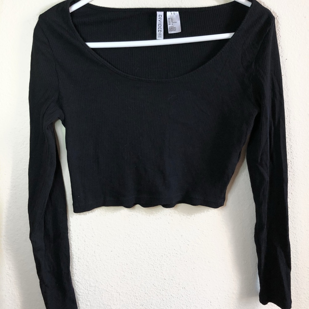 long sleeve black crop top